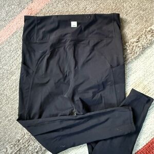 Vuori Black High-Waist Leggings